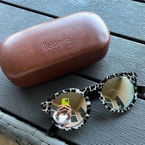 Super cool Illesteva sunglasses